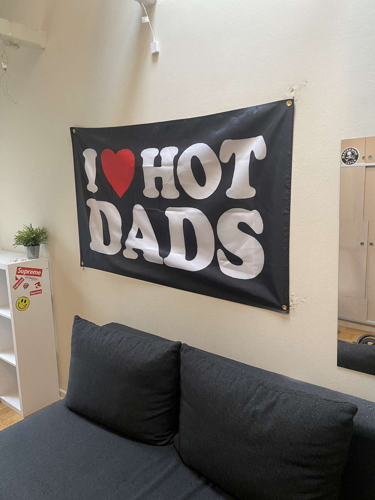 Værelse med I ❤️ HOT DADS